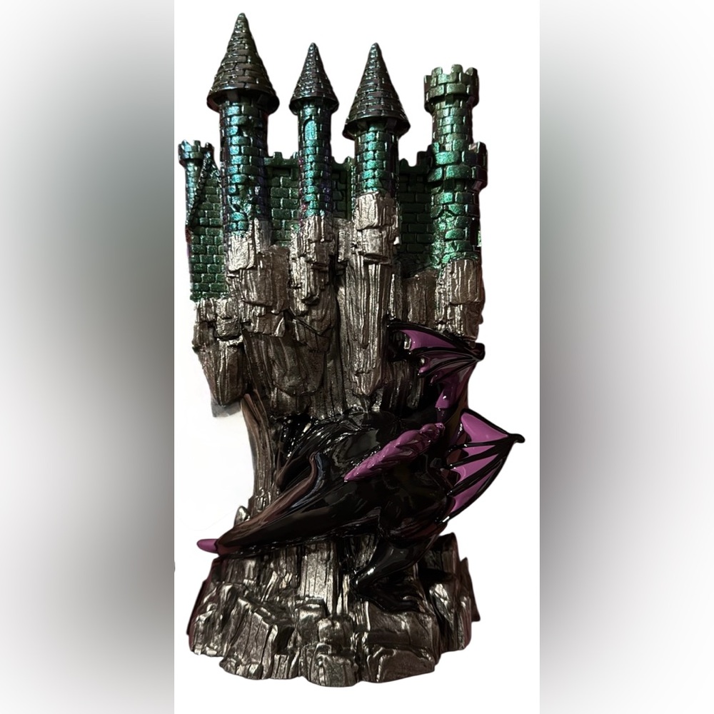 New Malificent Dragon Castle Pedestal for Bath & Body Works 3-wick candle - Picture 4 of 5